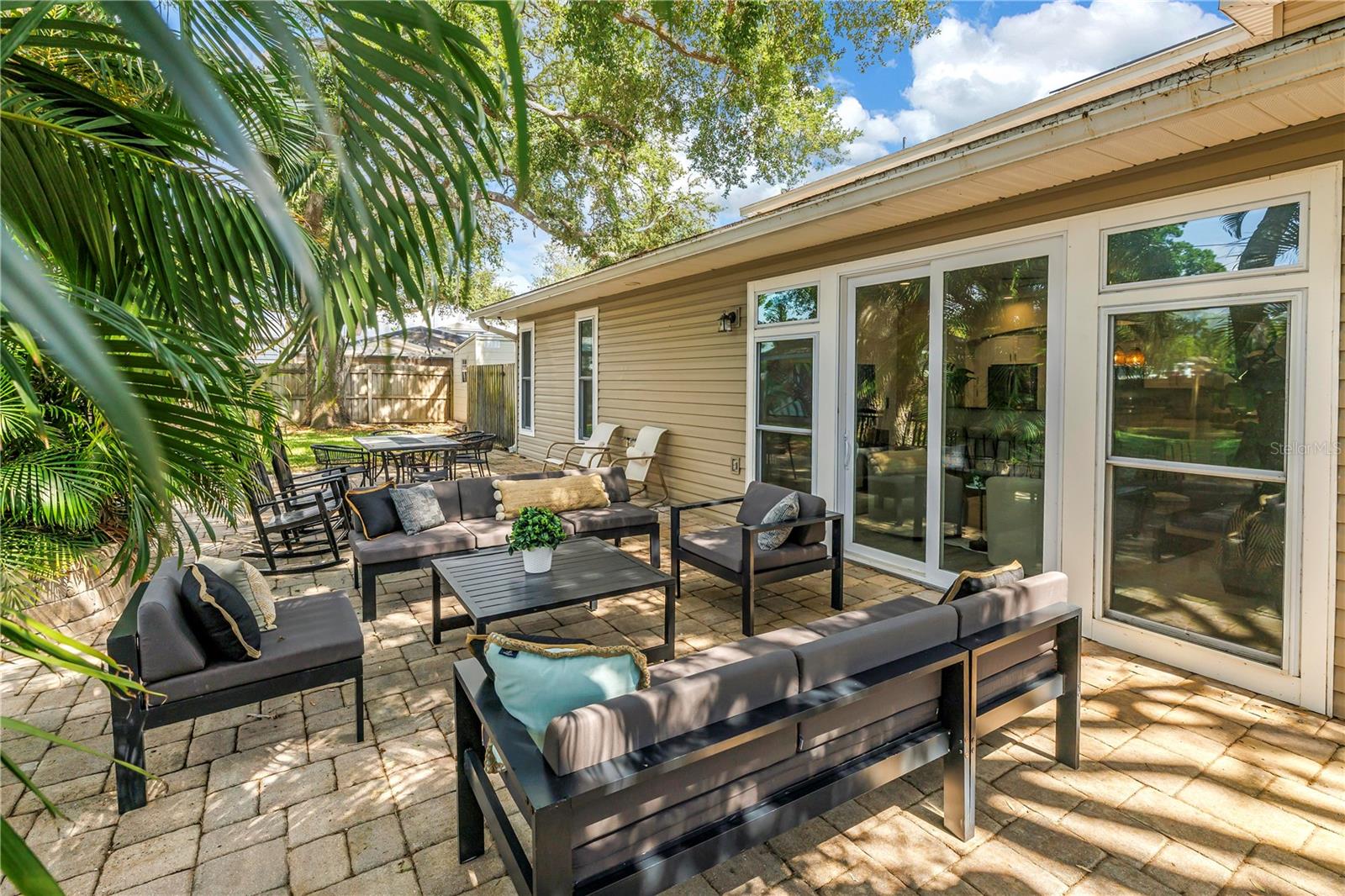 10819 SEMINOLE DR N, ST PETERSBURG, FL, 33708