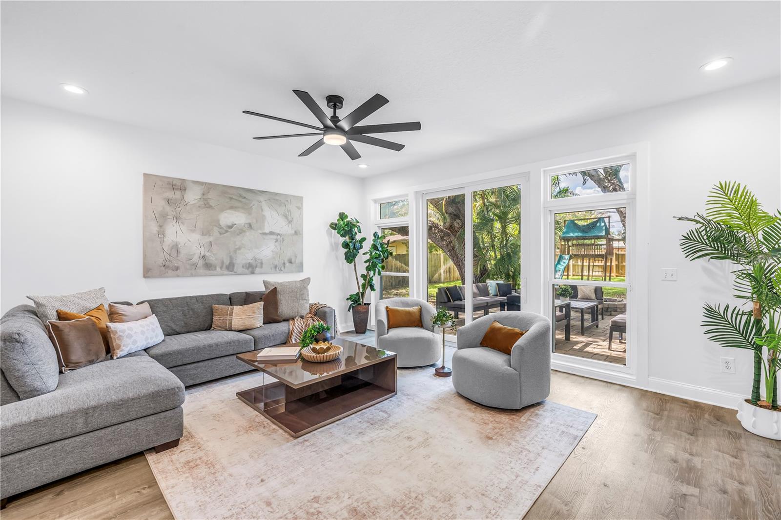 10819 SEMINOLE DR N, ST PETERSBURG, FL, 33708