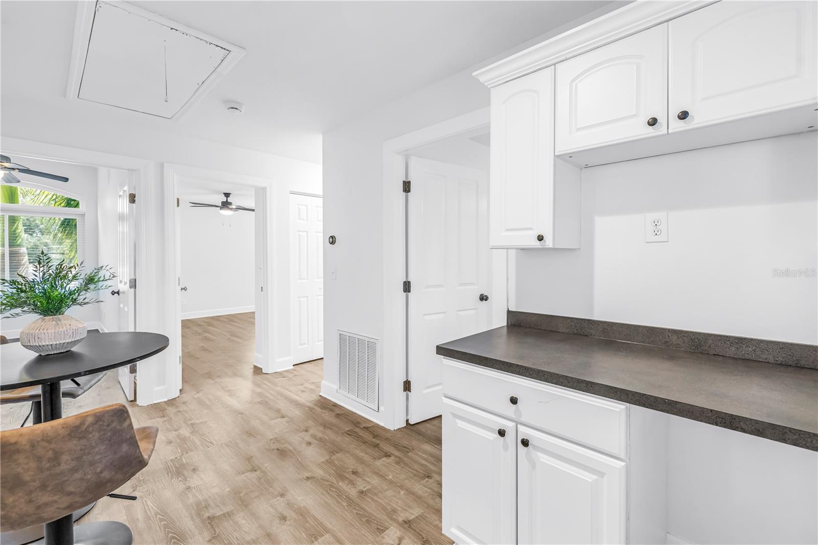 10819 SEMINOLE DR N, ST PETERSBURG, FL, 33708