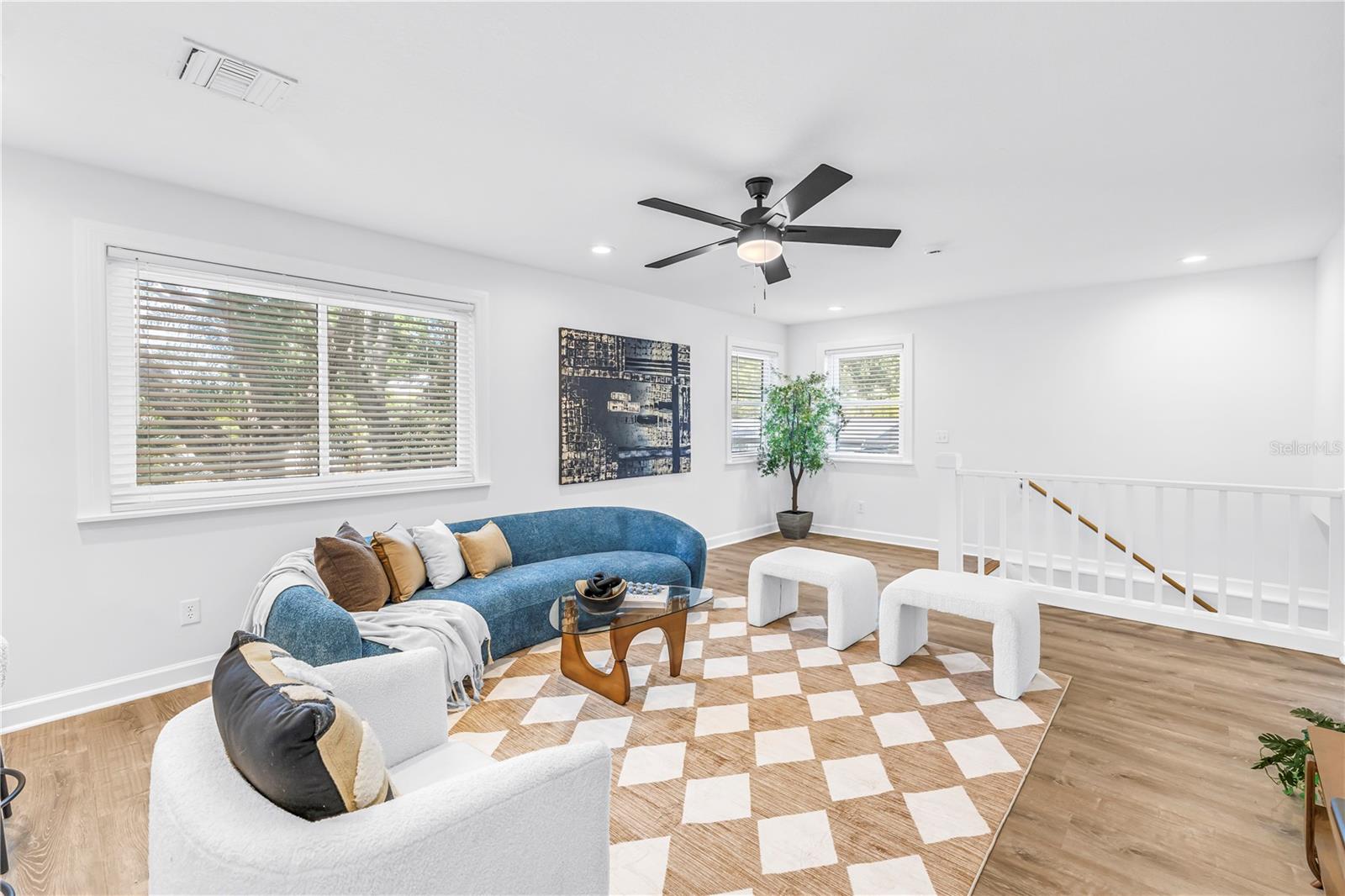 10819 SEMINOLE DR N, ST PETERSBURG, FL, 33708