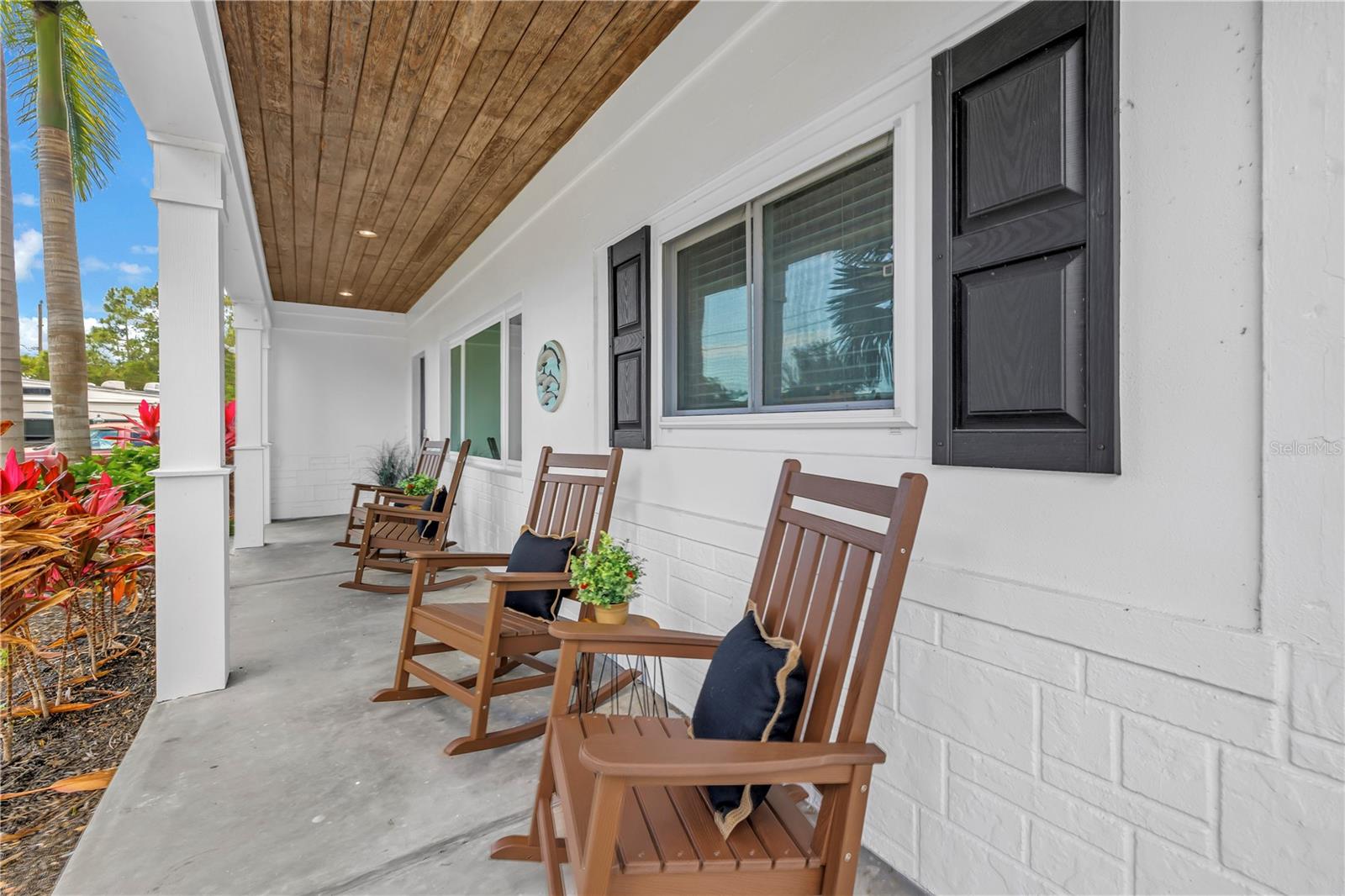 10819 SEMINOLE DR N, ST PETERSBURG, FL, 33708
