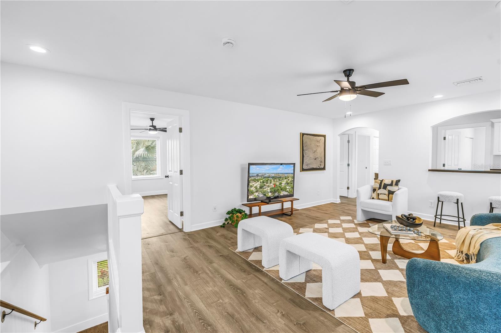 10819 SEMINOLE DR N, ST PETERSBURG, FL, 33708