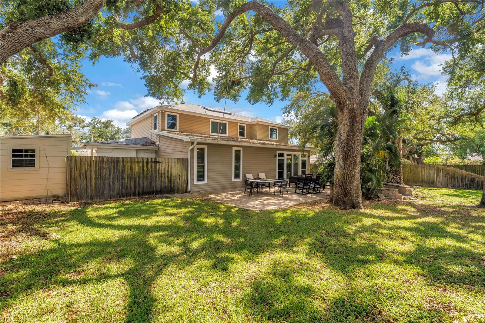 10819 SEMINOLE DR N, ST PETERSBURG, FL, 33708