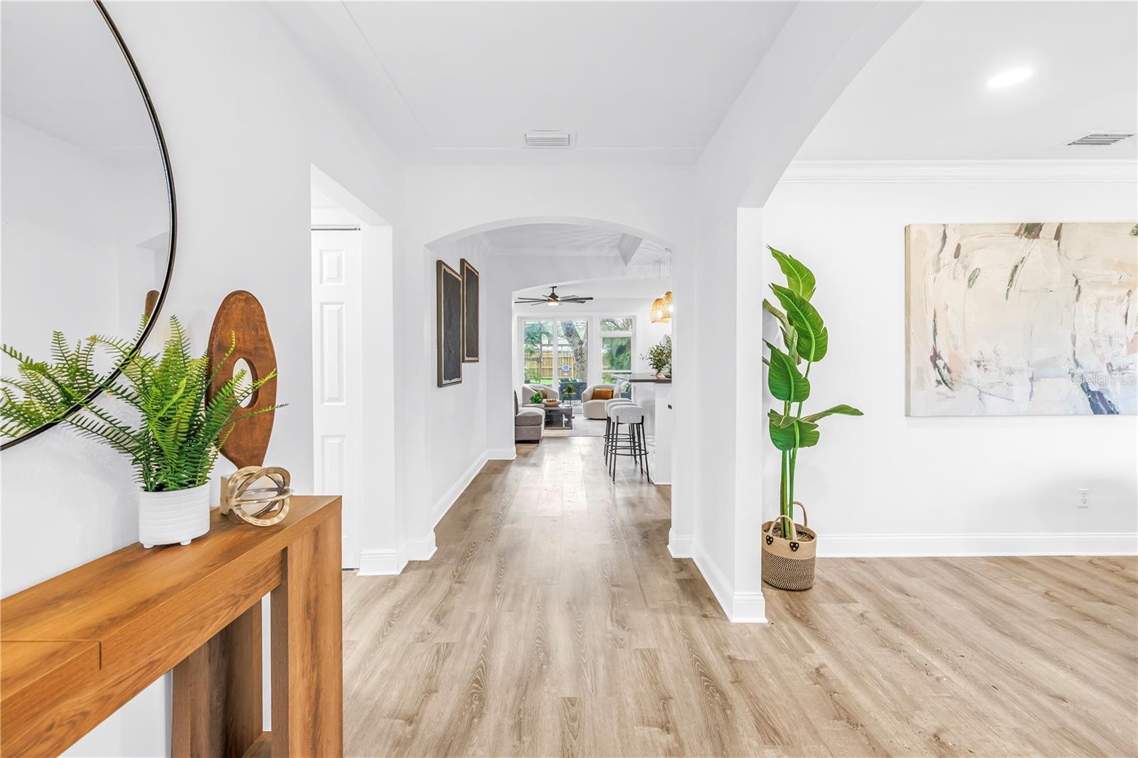 10819 SEMINOLE DR N, ST PETERSBURG, FL, 33708