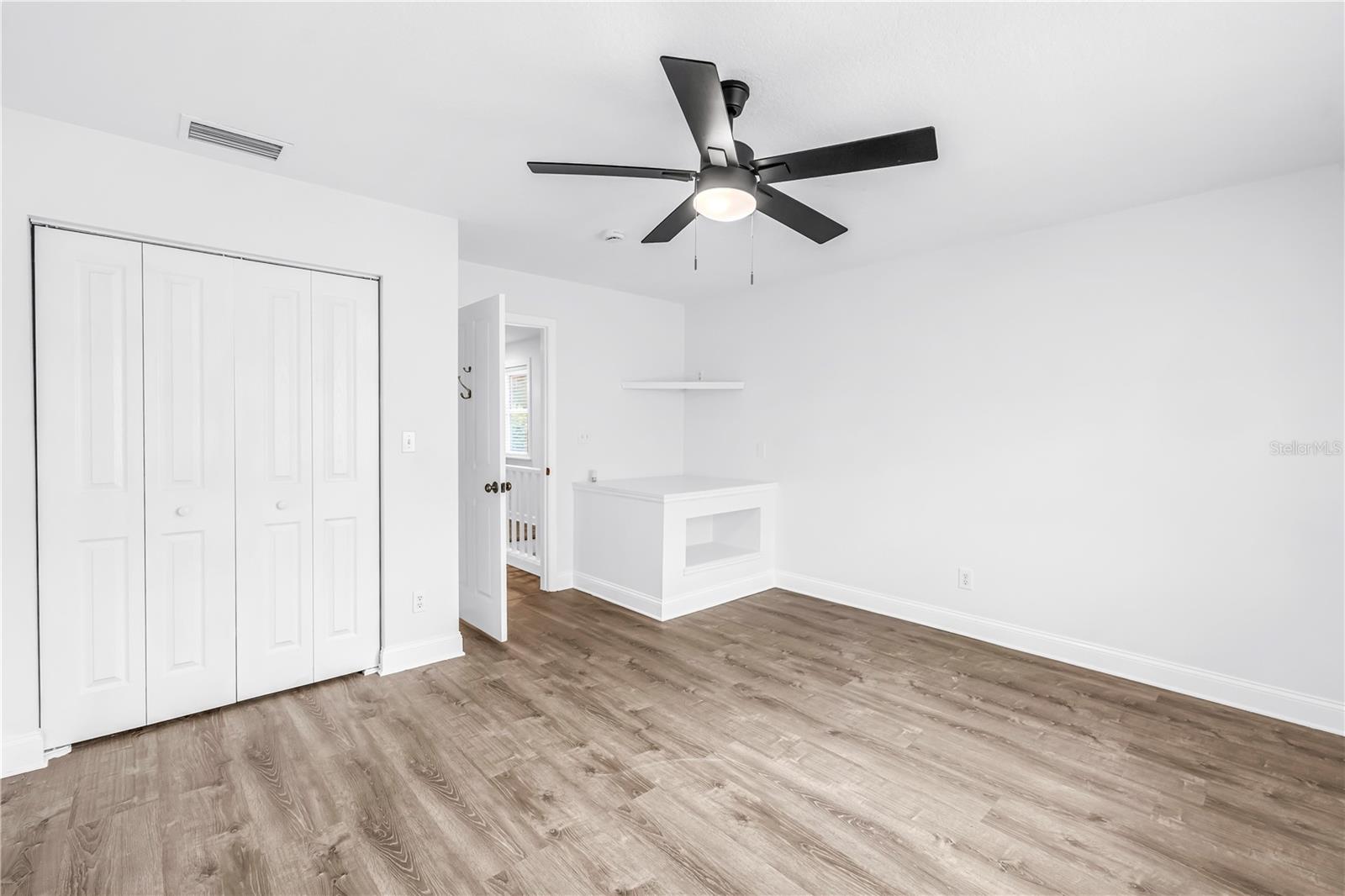 10819 SEMINOLE DR N, ST PETERSBURG, FL, 33708