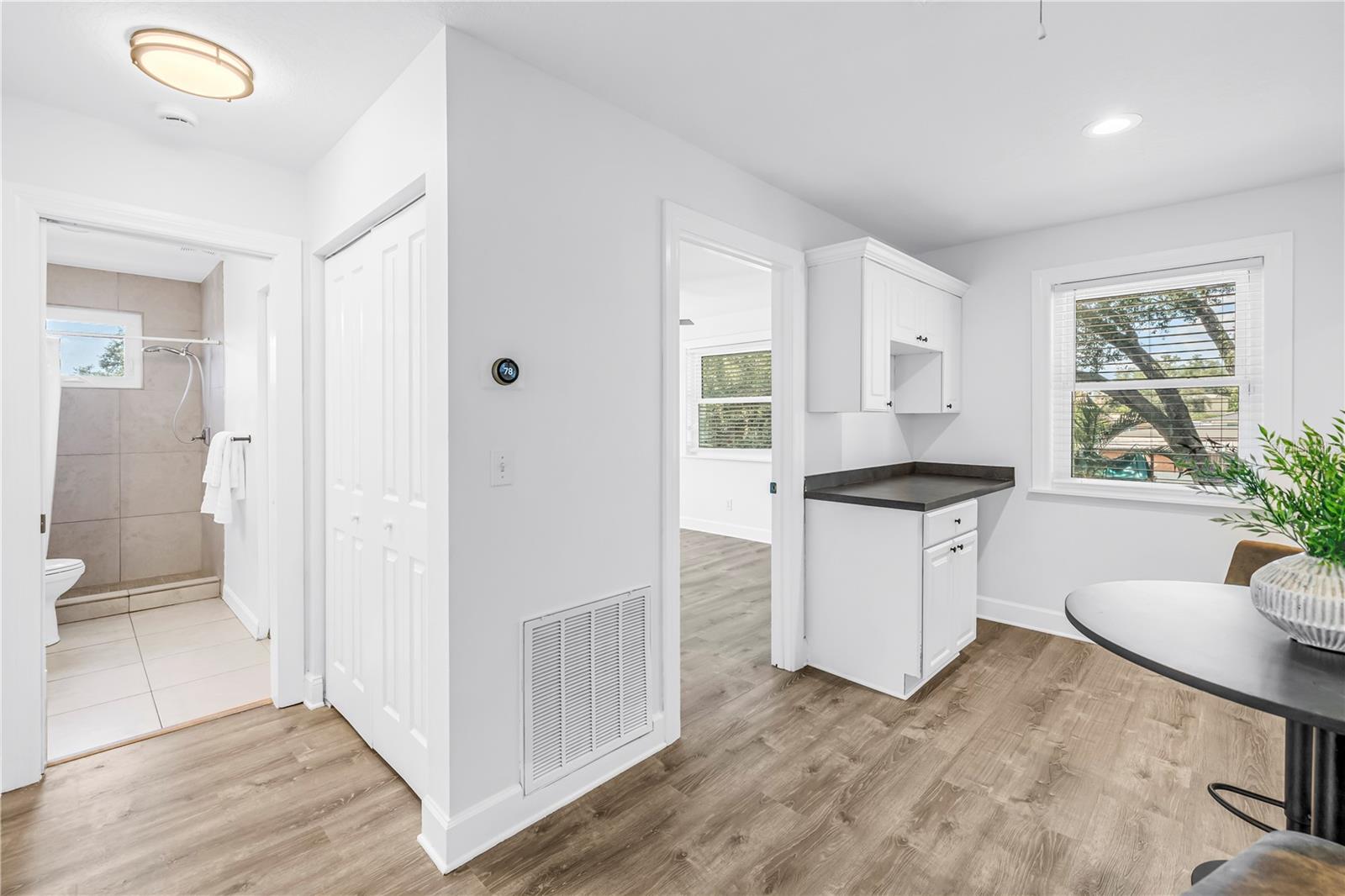 10819 SEMINOLE DR N, ST PETERSBURG, FL, 33708