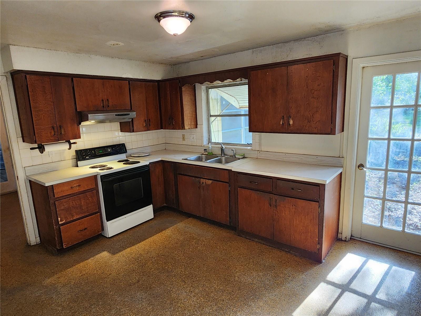 1006 VIRGINIA AVE, ALTAMONTE SPRINGS, FL, 32701