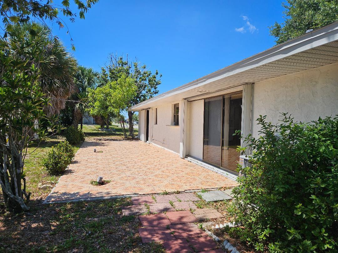355 SPRING LAKE BLVD NW, PORT CHARLOTTE, FL, 33952