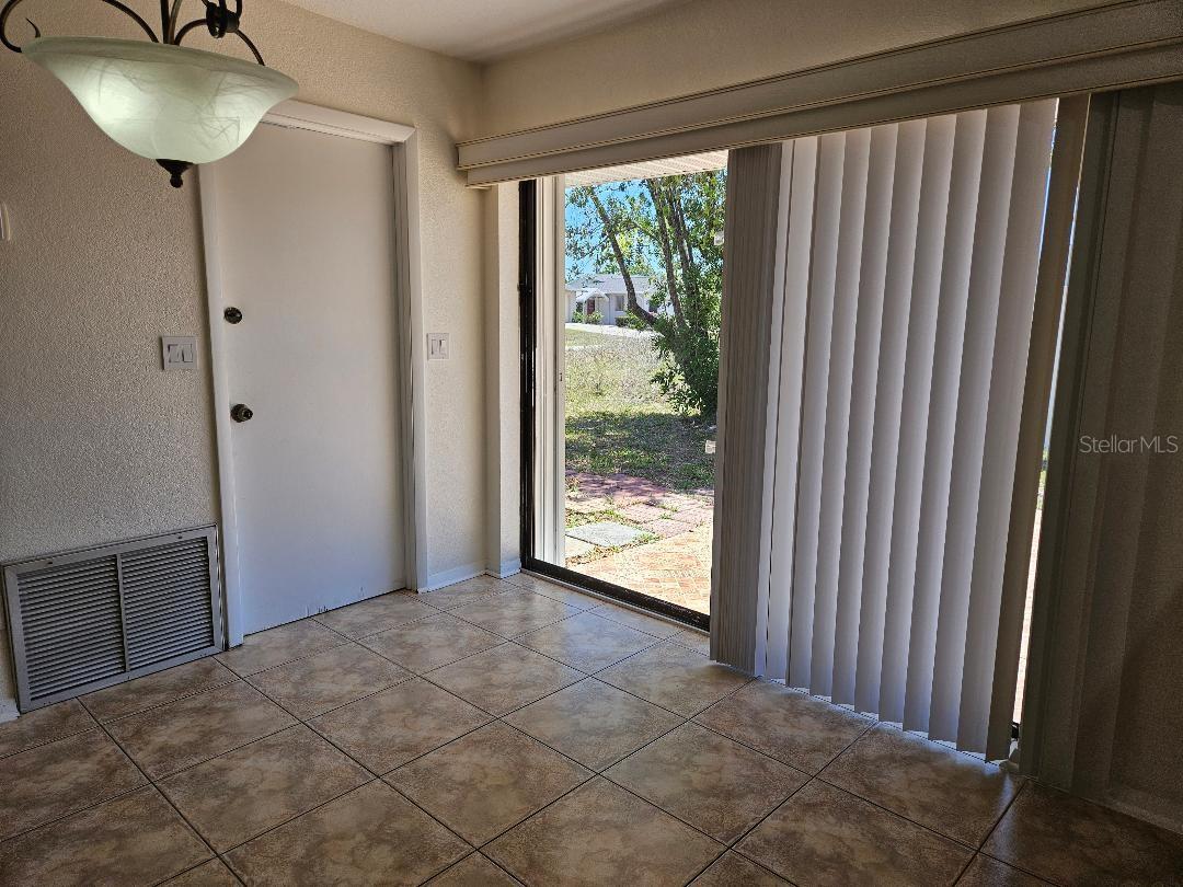 355 SPRING LAKE BLVD NW, PORT CHARLOTTE, FL, 33952