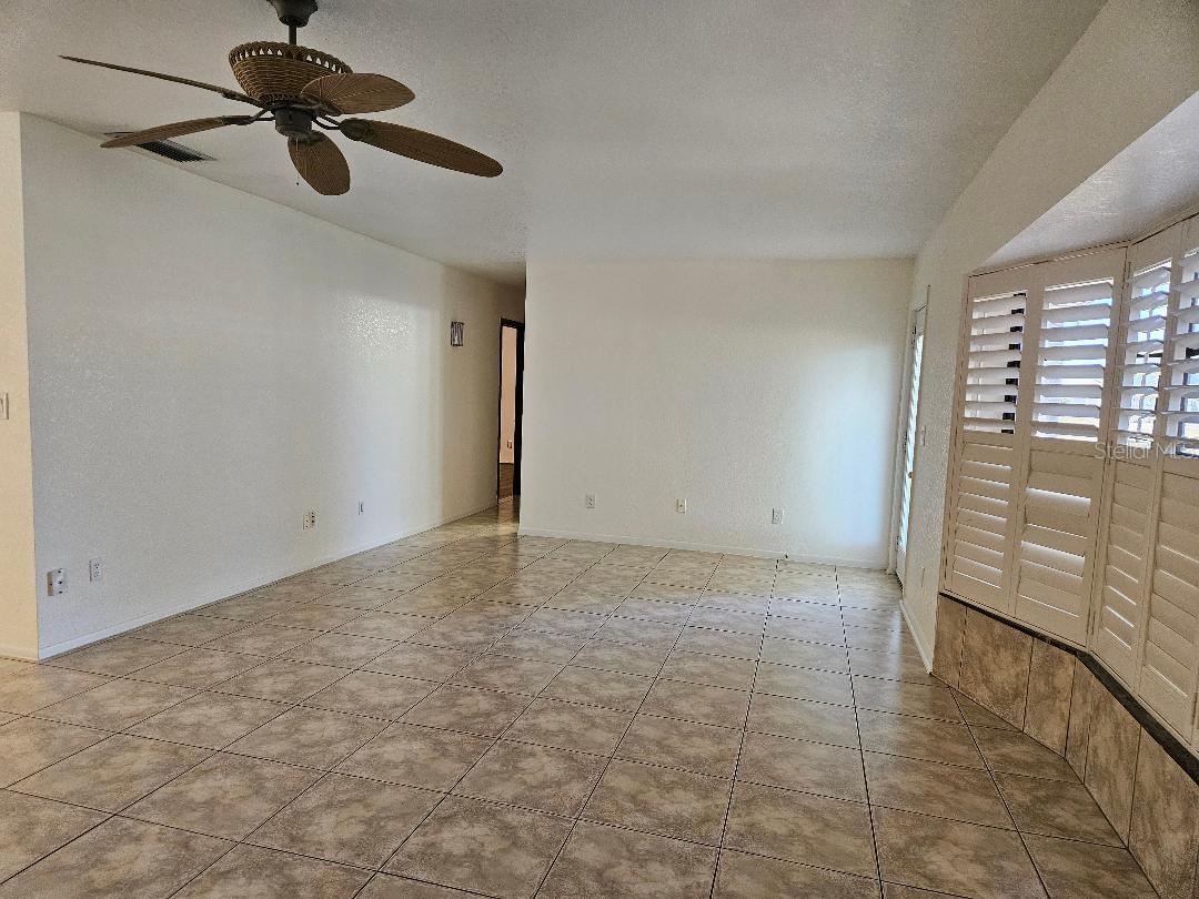 355 SPRING LAKE BLVD NW, PORT CHARLOTTE, FL, 33952