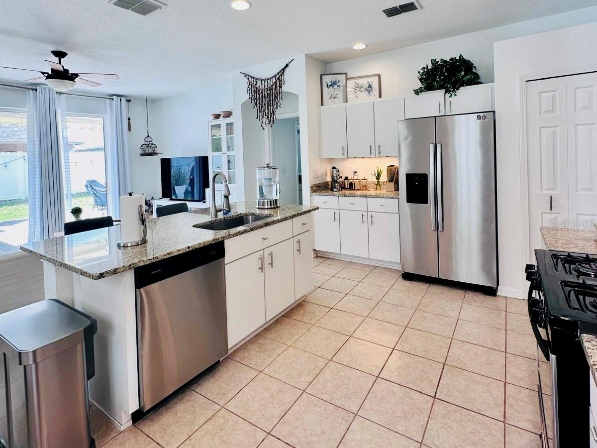 24900 OAKHAVEN CT, LUTZ, FL, 33559