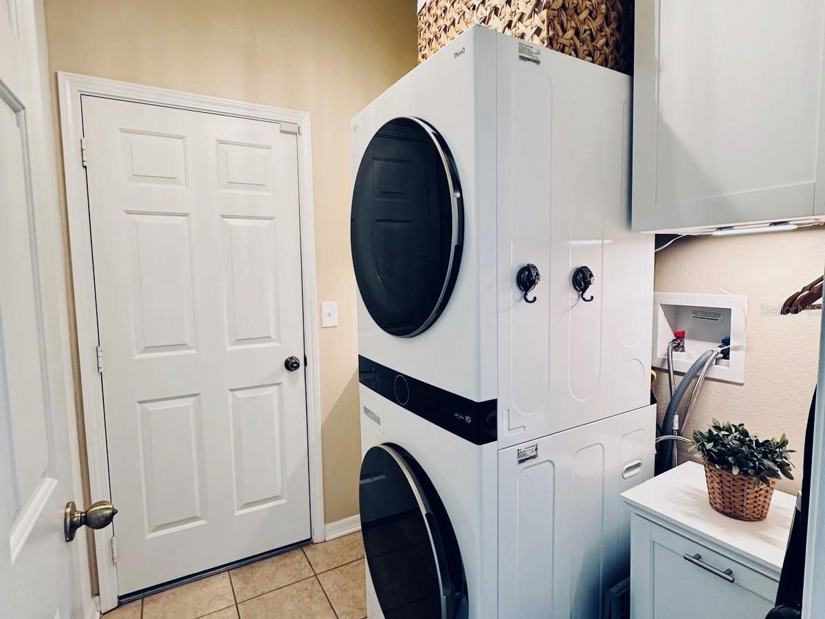 24900 OAKHAVEN CT, LUTZ, FL, 33559