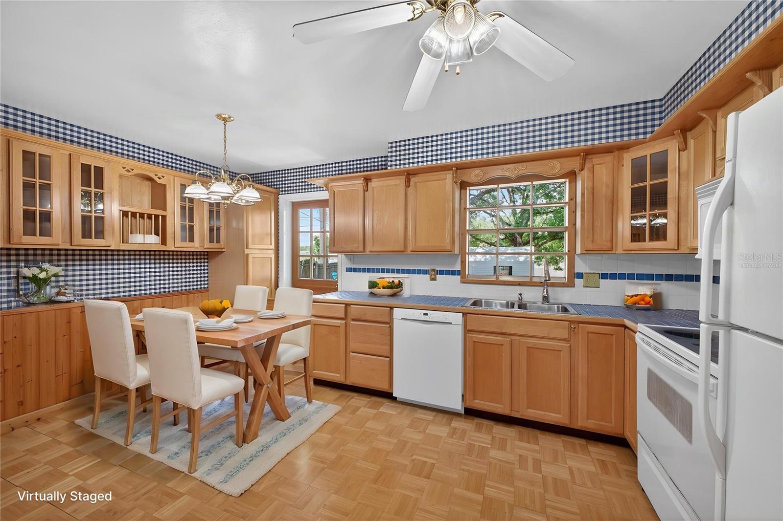 115 E PALM ST, DAVENPORT, FL, 33837