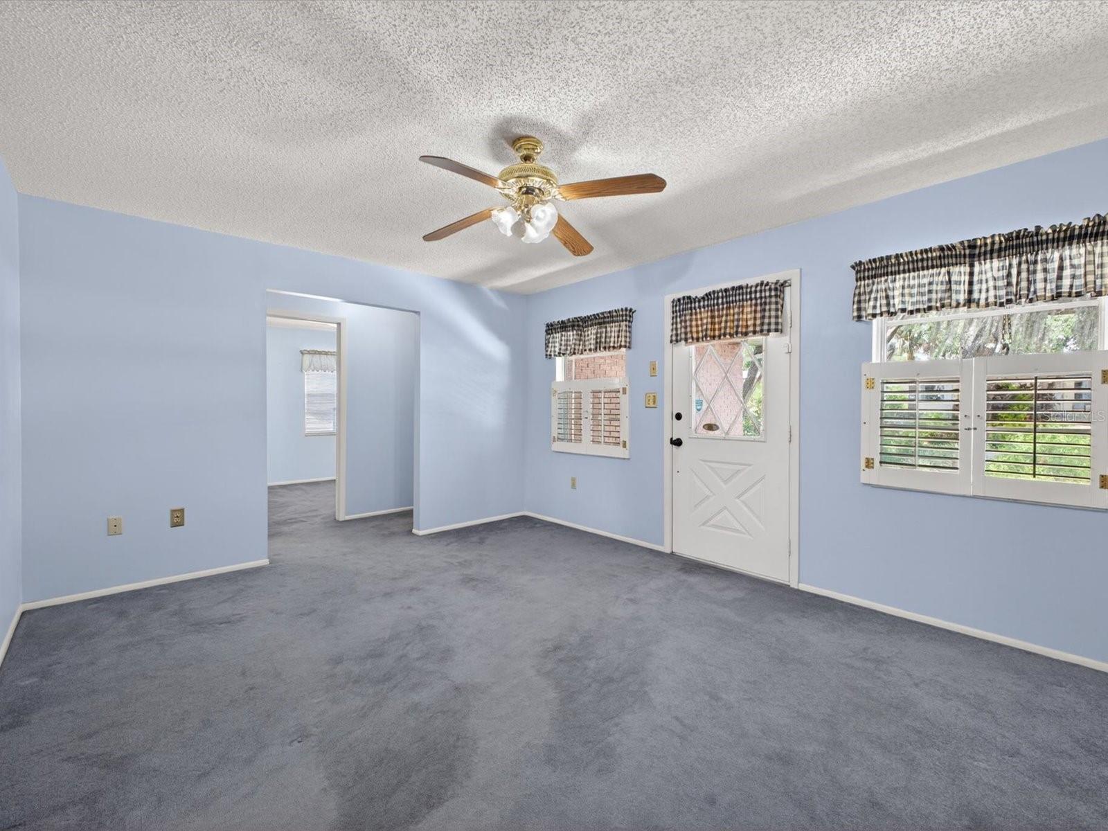 115 E PALM ST, DAVENPORT, FL, 33837