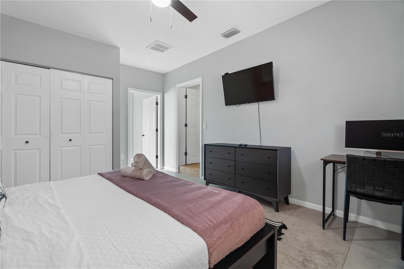 1626 YOUNG AVE, CLEARWATER, FL, 33756