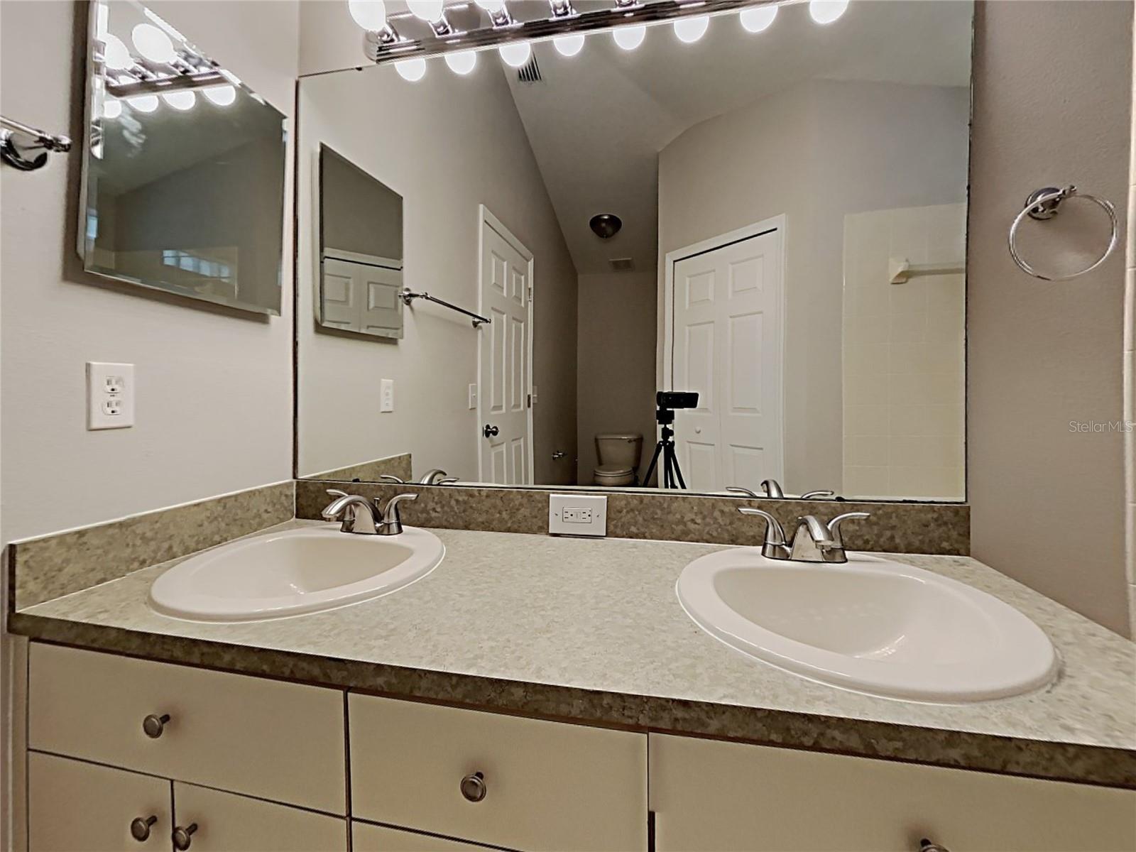 3110 SUMMER CRUISE DR, VALRICO, FL, 33594