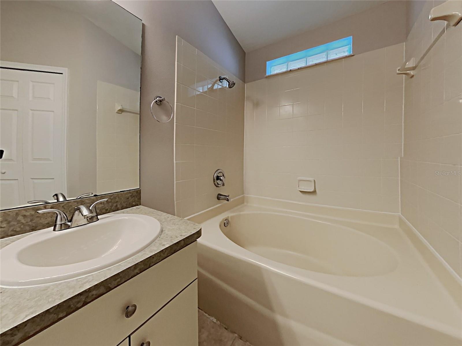 3110 SUMMER CRUISE DR, VALRICO, FL, 33594