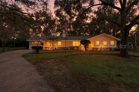 2510 LAKE ELLEN DR, TAMPA, FL, 33618