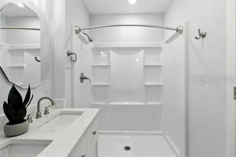 2510 LAKE ELLEN DR, TAMPA, FL, 33618