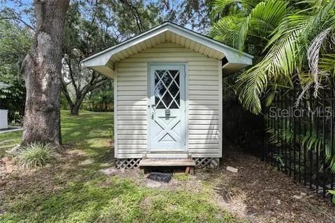 2510 LAKE ELLEN DR, TAMPA, FL, 33618