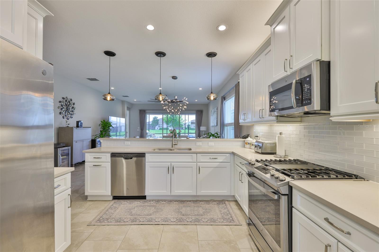 4836 SEVILLA SHORES DR, WIMAUMA, FL, 33598