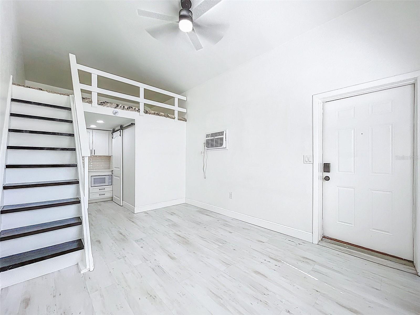 1600 PASADENA DR #A, DUNEDIN, FL, 34698