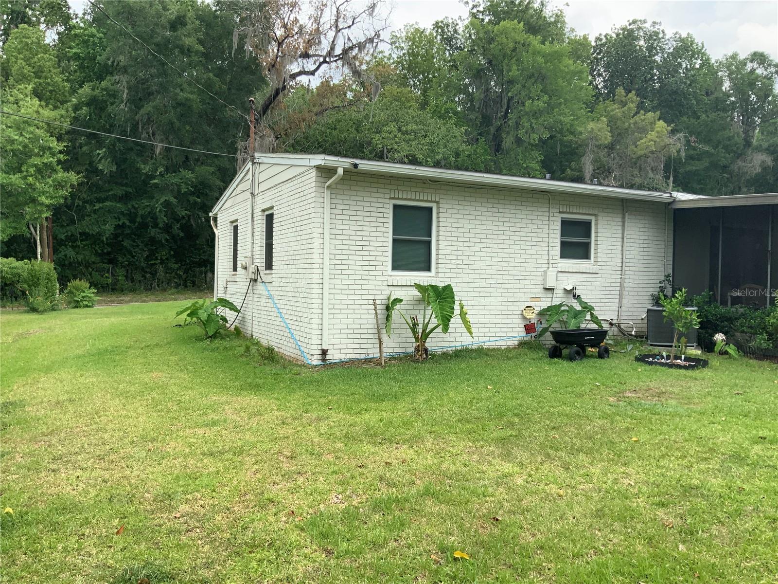 208 NE 37TH TER, OCALA, FL, 34470