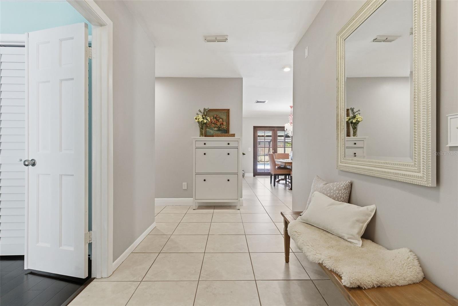 4221 WATER OAKS LN, TAMPA, FL, 33618