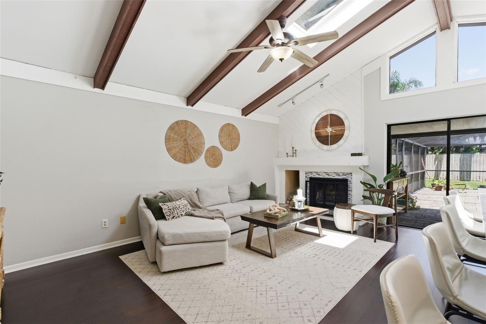 4221 WATER OAKS LN, TAMPA, FL, 33618