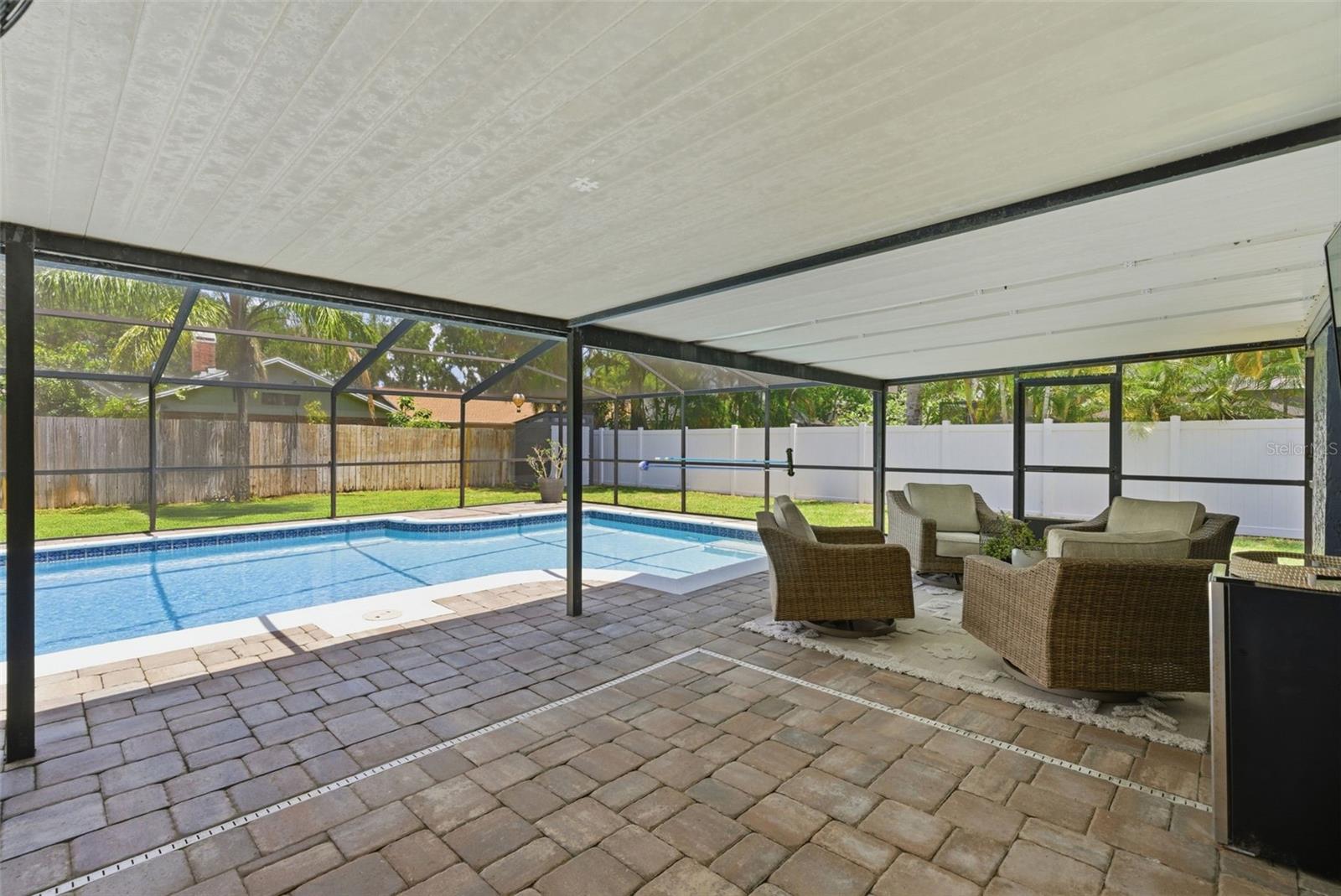 4221 WATER OAKS LN, TAMPA, FL, 33618