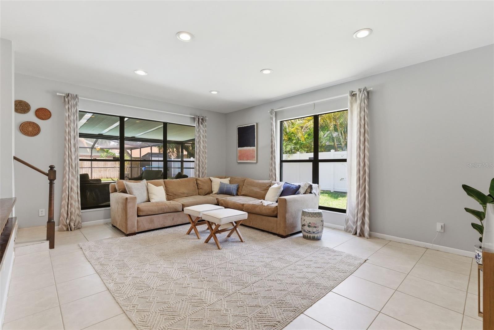 4221 WATER OAKS LN, TAMPA, FL, 33618