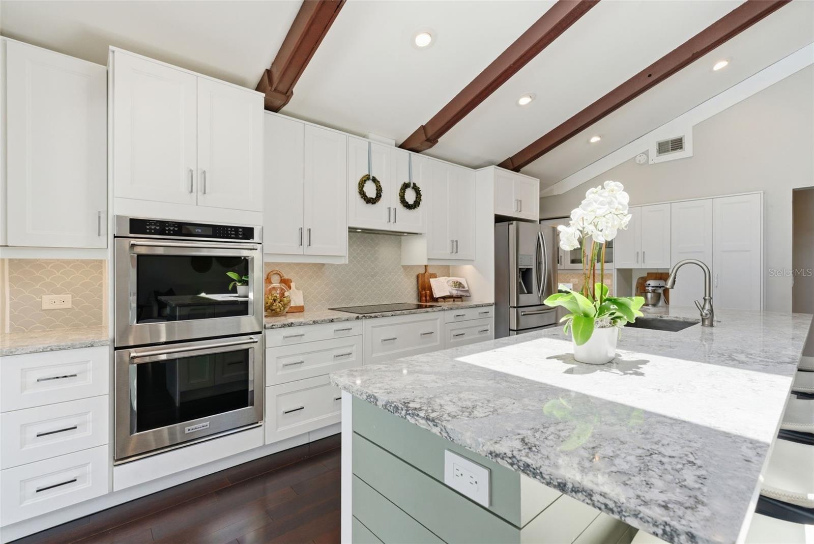 4221 WATER OAKS LN, TAMPA, FL, 33618