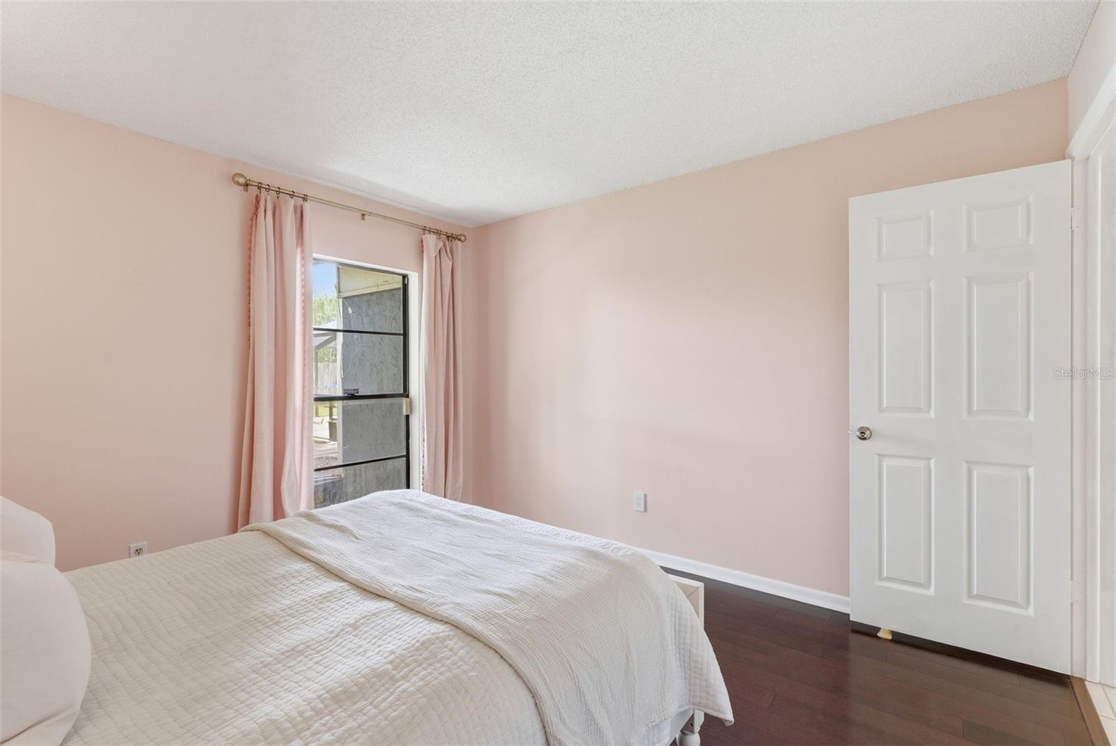 4221 WATER OAKS LN, TAMPA, FL, 33618