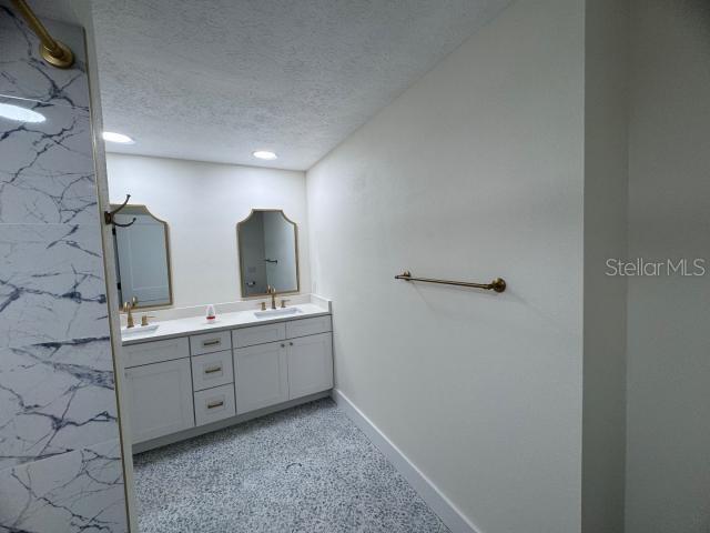 911 CENTERBROOK DR, BRANDON, FL, 33511