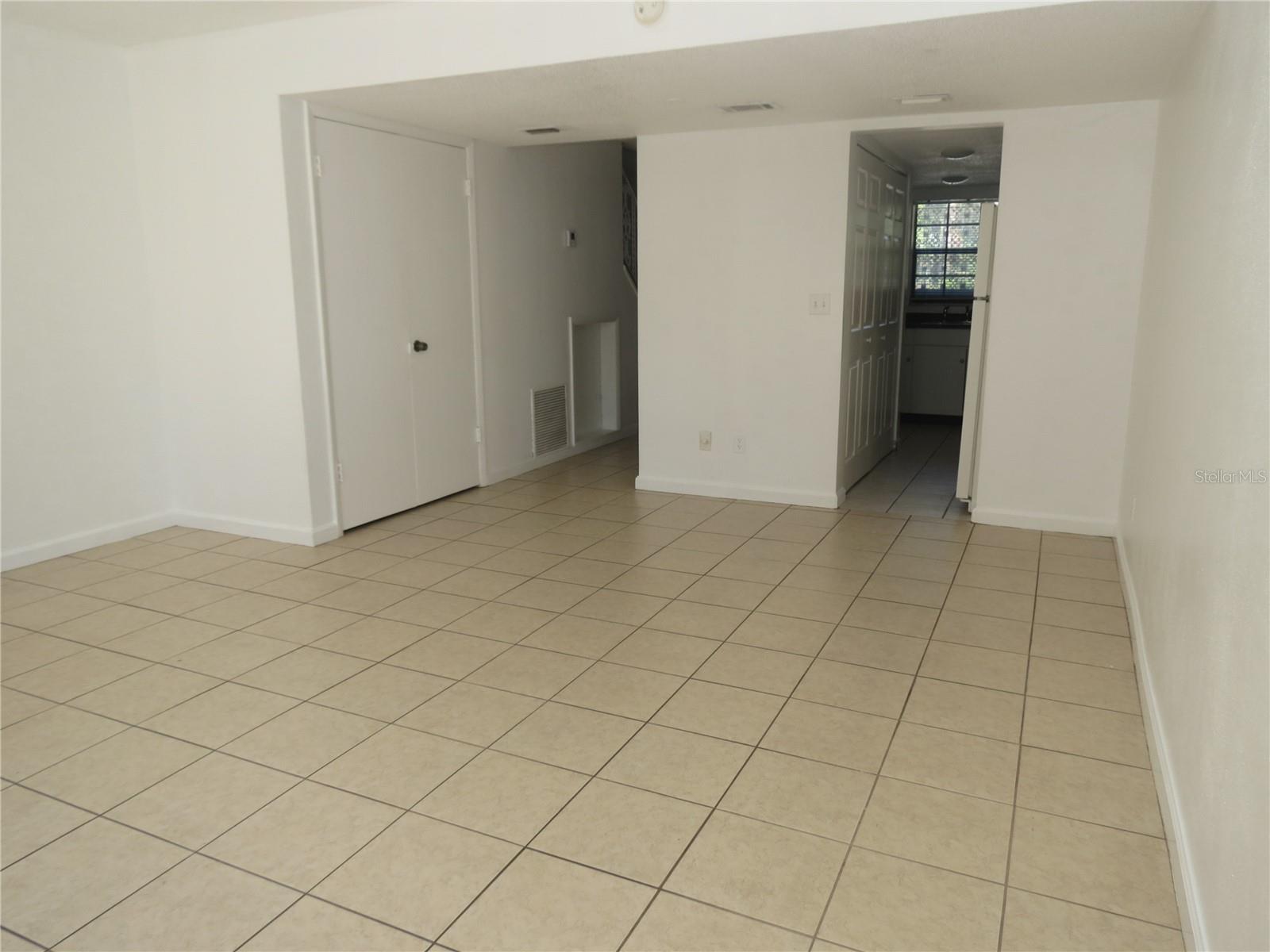 COBBLESTONE VILLAGE, DAYTONA BEACH, FL, 32118