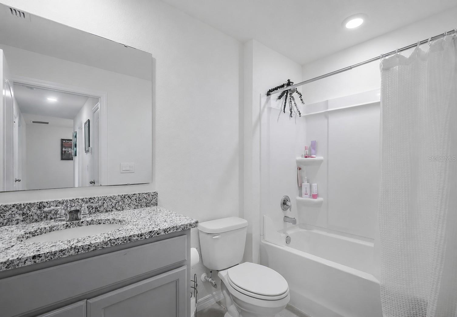 5189 GREENHEART AVE, MOUNT DORA, FL, 32757