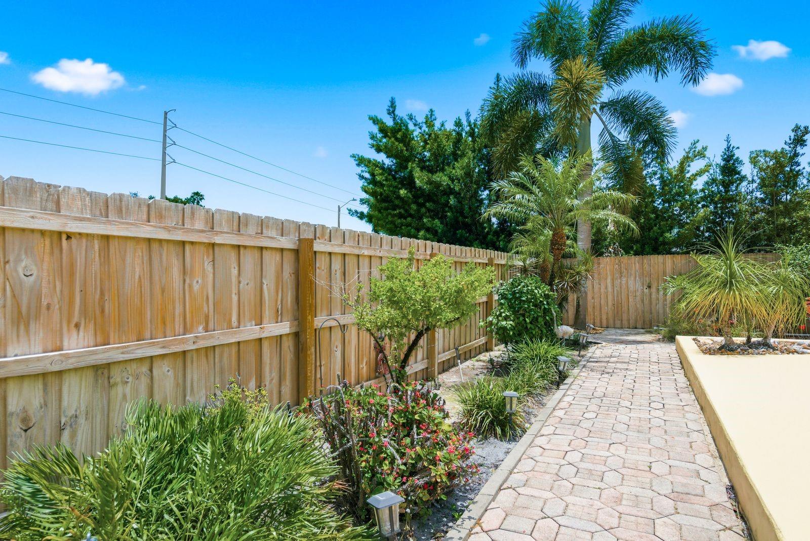 1856 WOOD THRUSH WAY, PALM HARBOR, FL, 34683