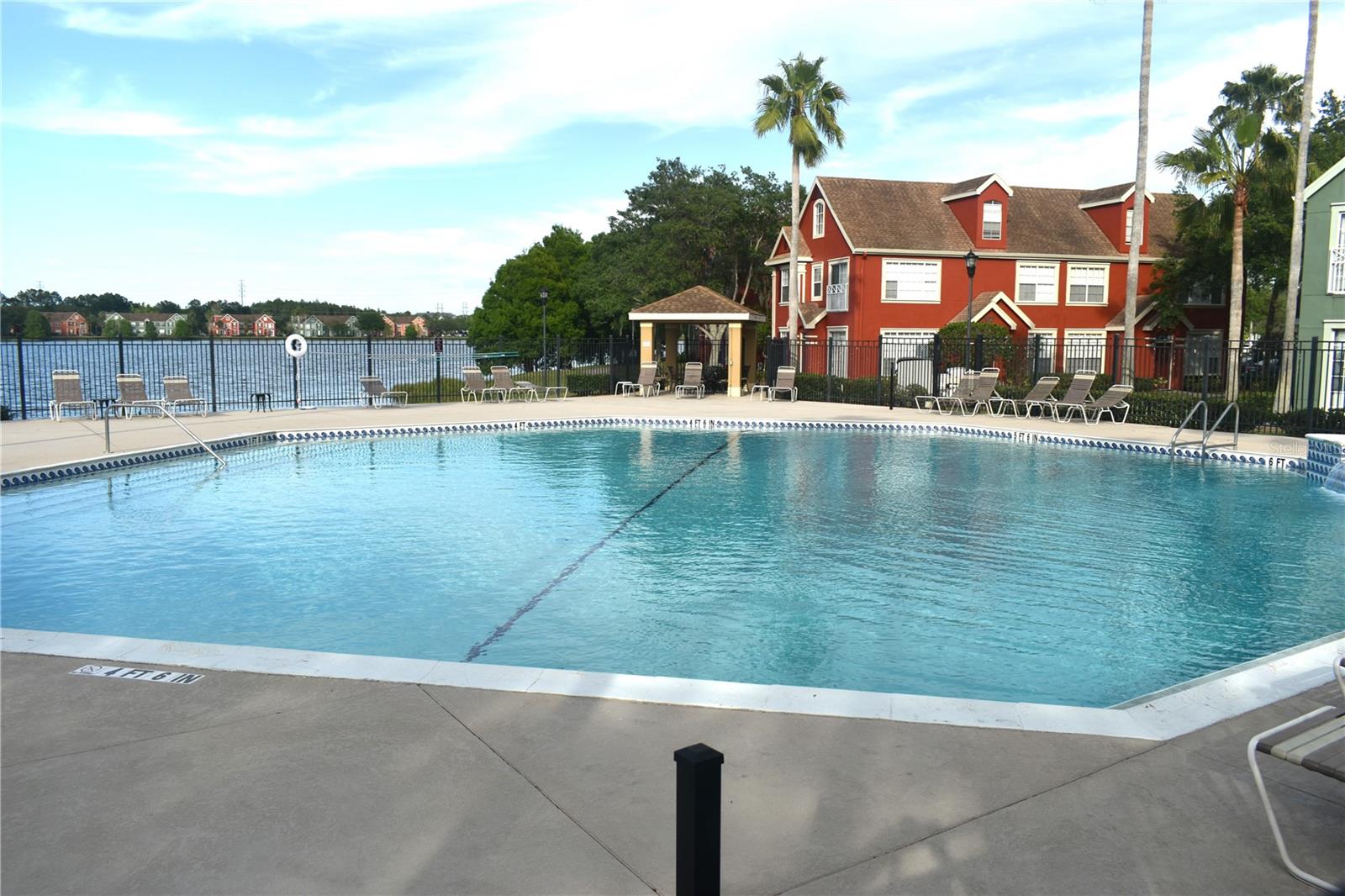 9078 LAKE CHASE ISLAND WAY, TAMPA, FL, 33626