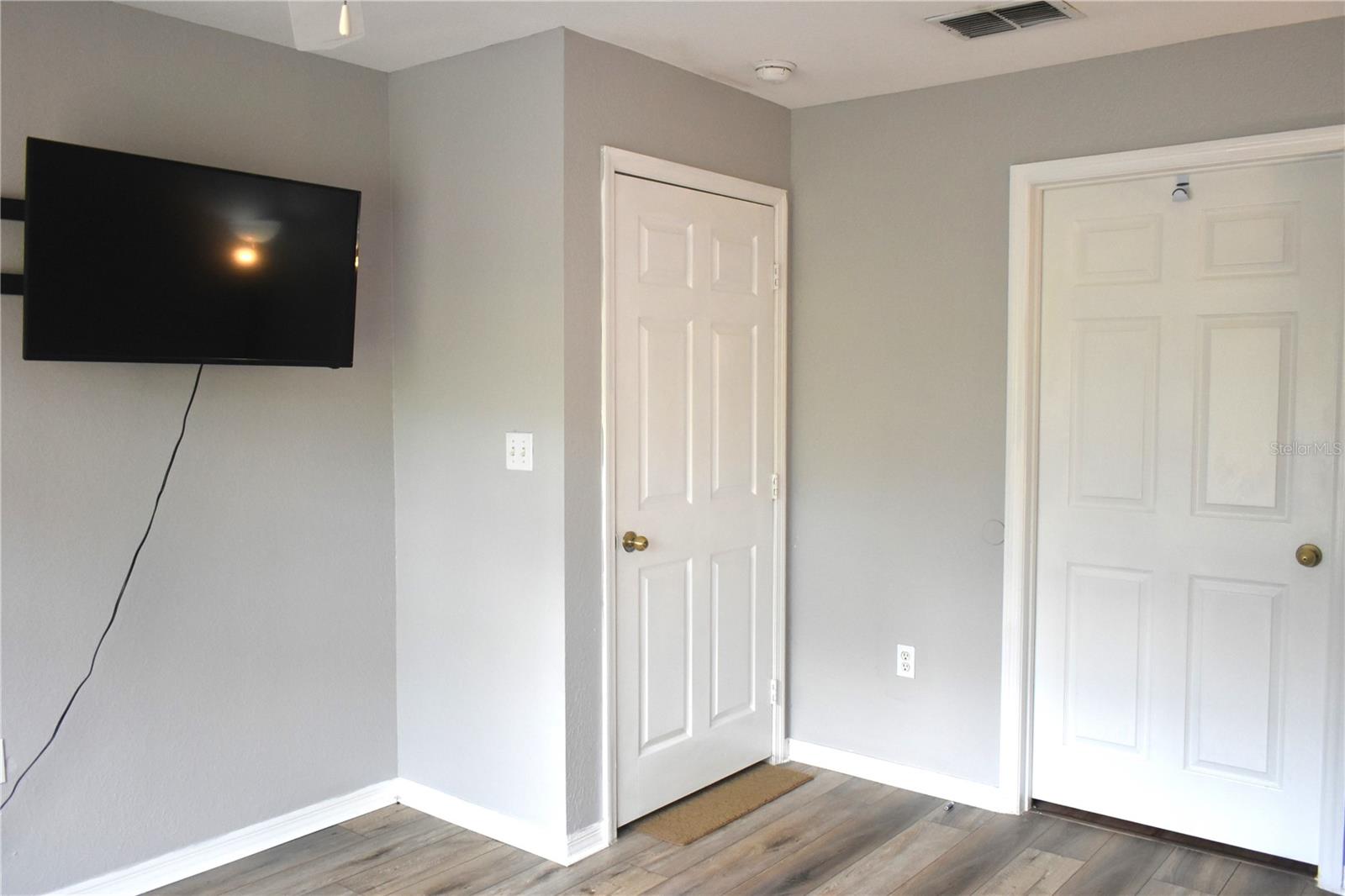 9078 LAKE CHASE ISLAND WAY, TAMPA, FL, 33626
