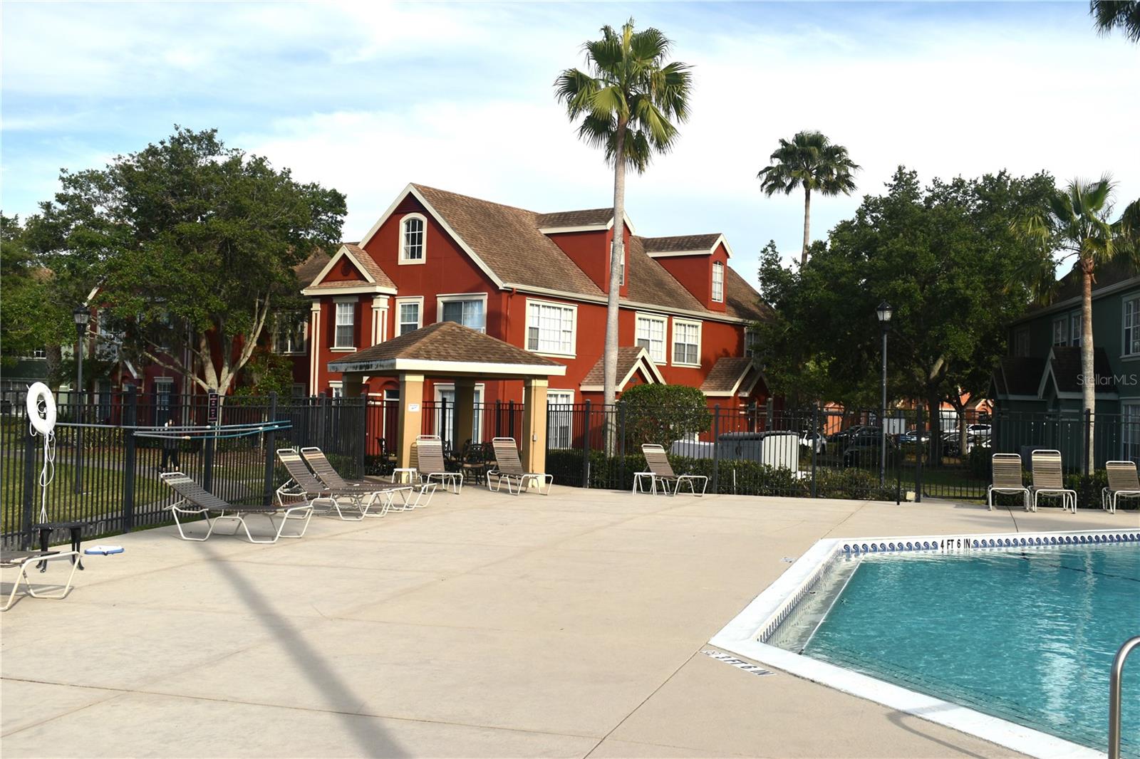 9078 LAKE CHASE ISLAND WAY, TAMPA, FL, 33626