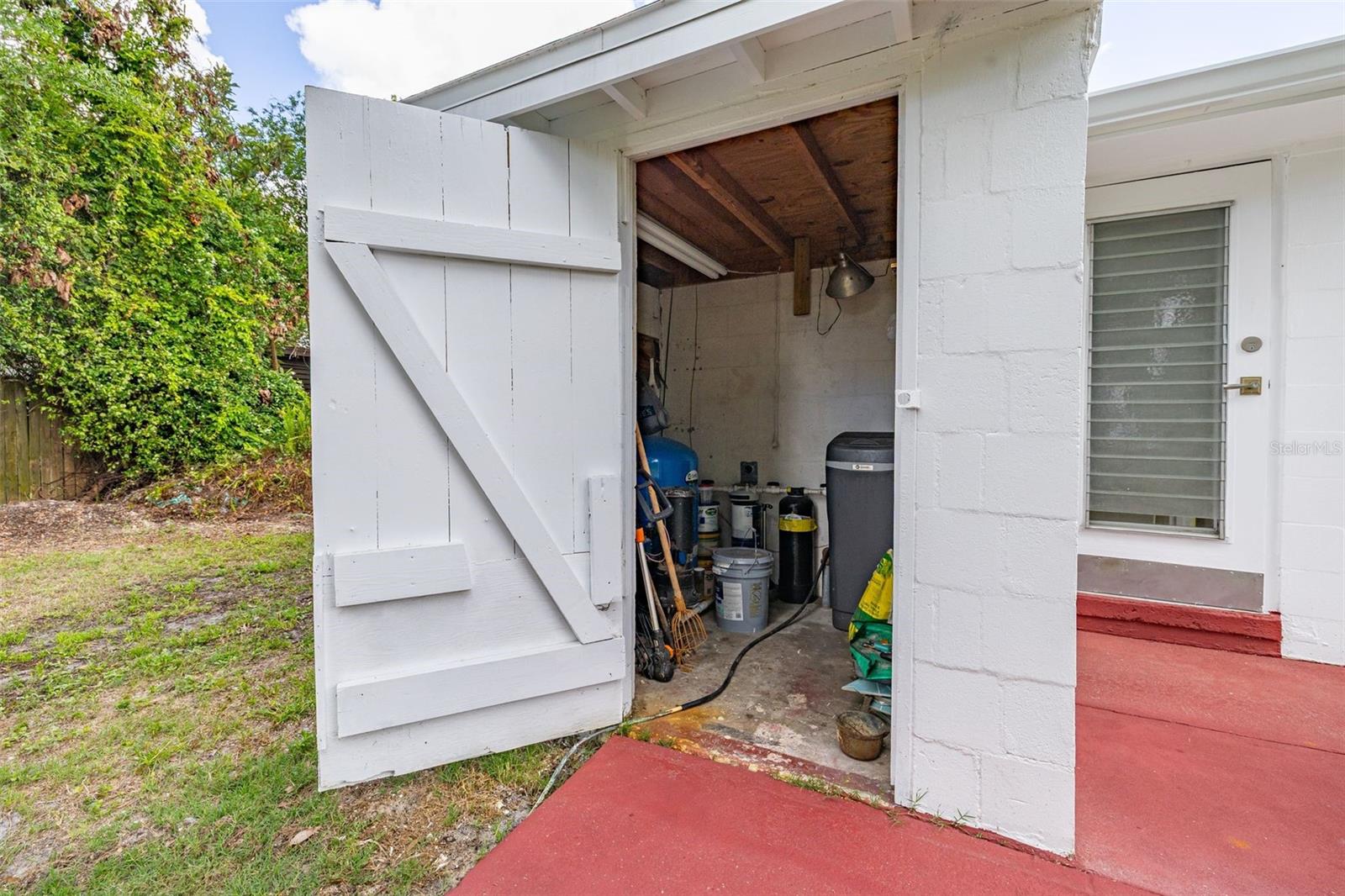 9 SUNSET DR, DEBARY, FL, 32713