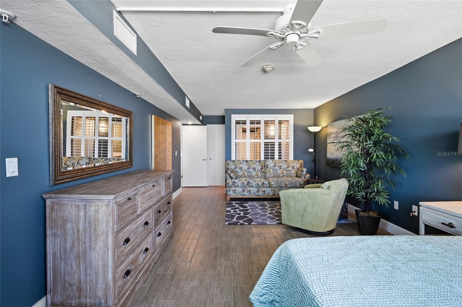 2675 GULF OF MEXICO DR #303, LONGBOAT KEY, FL, 34228