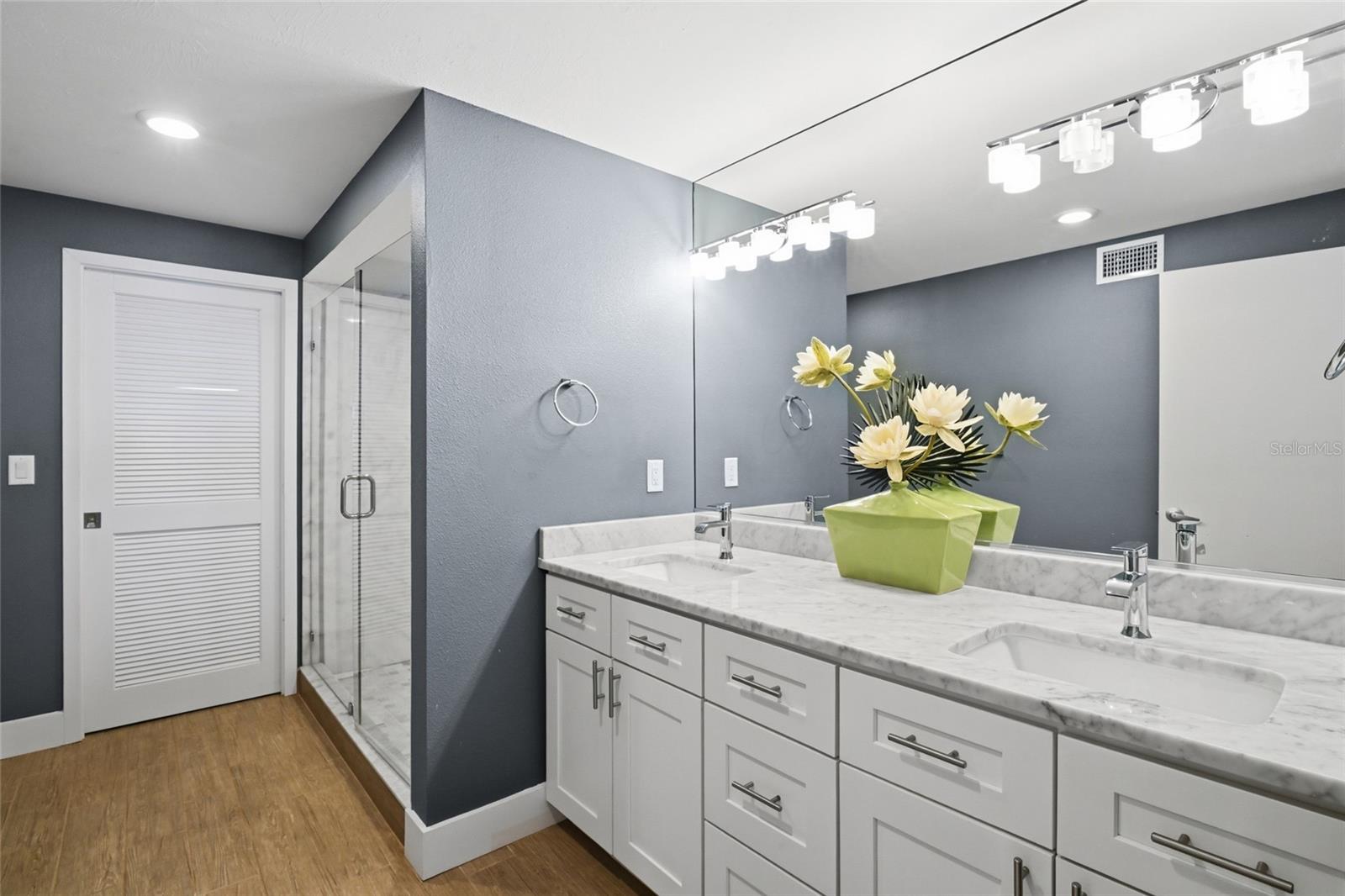 2675 GULF OF MEXICO DR #303, LONGBOAT KEY, FL, 34228