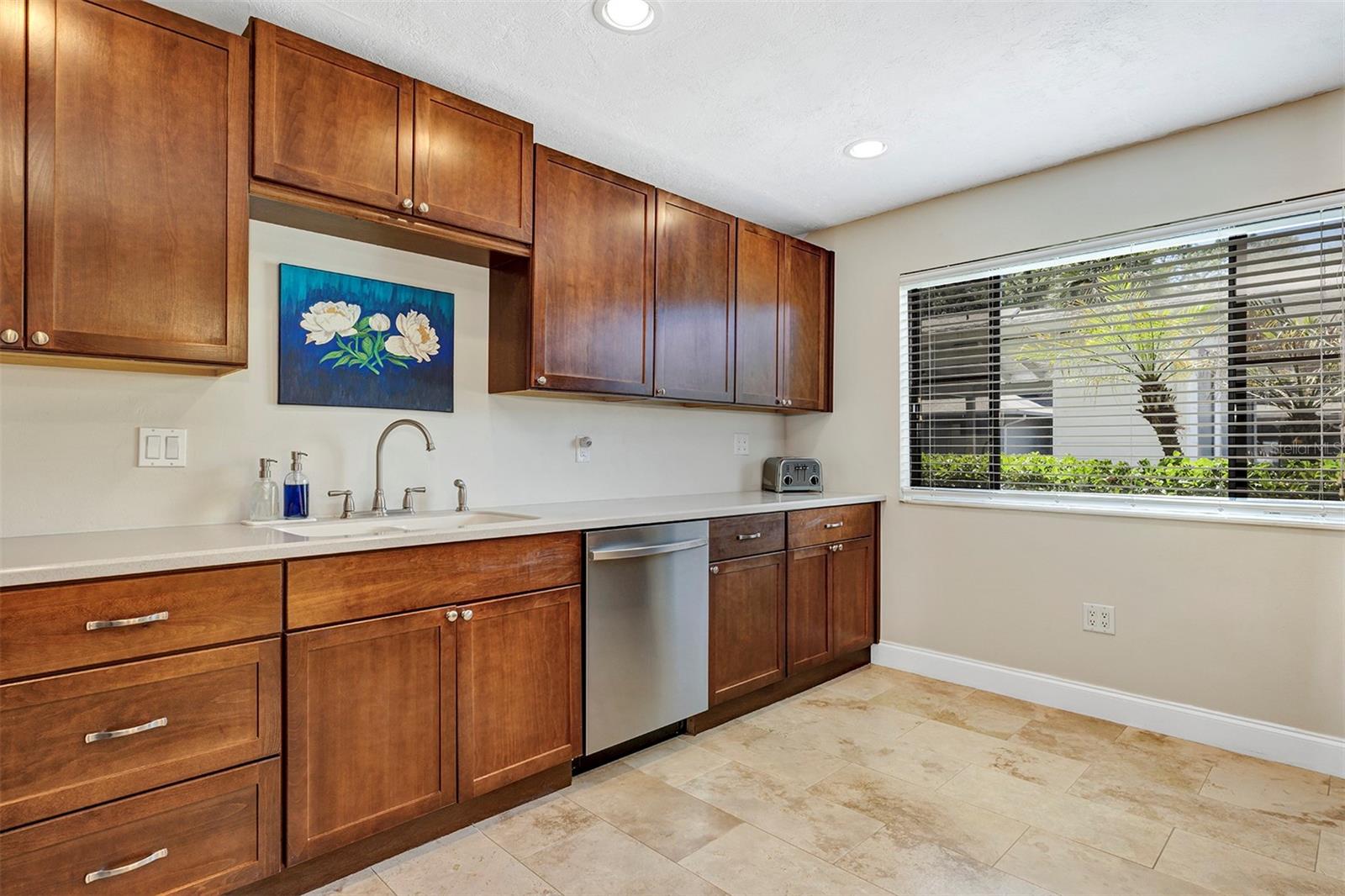 121 CROWN POINT CIR #121, LONGWOOD, FL, 32779