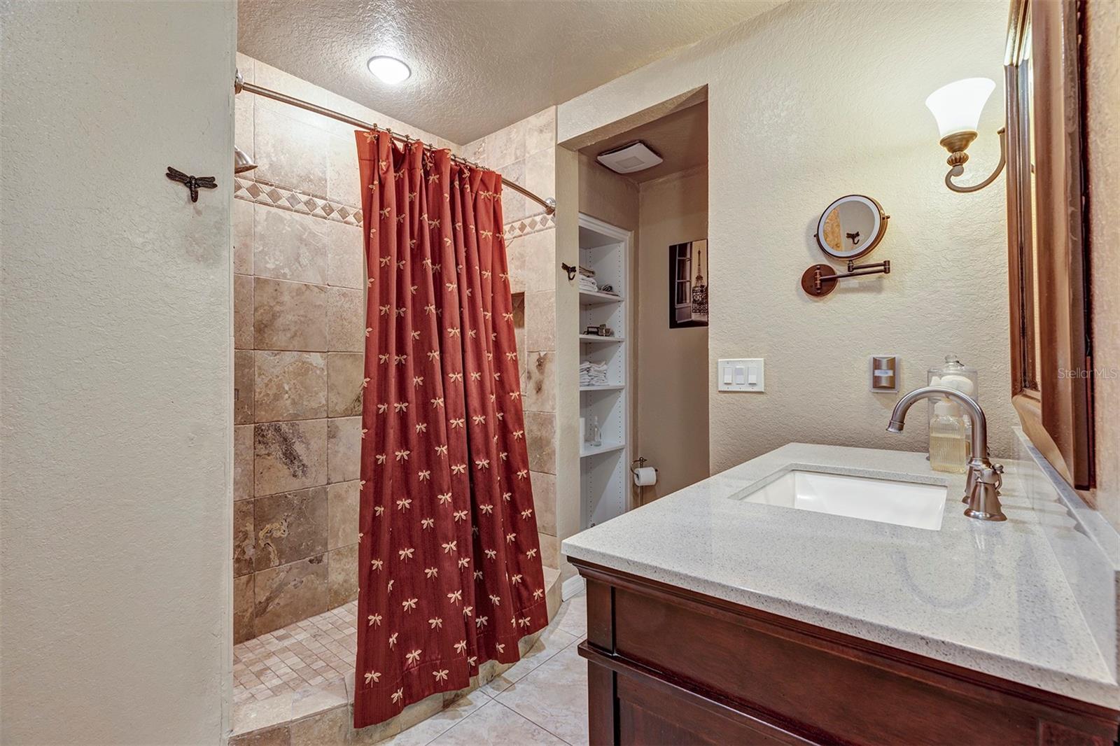 121 CROWN POINT CIR #121, LONGWOOD, FL, 32779