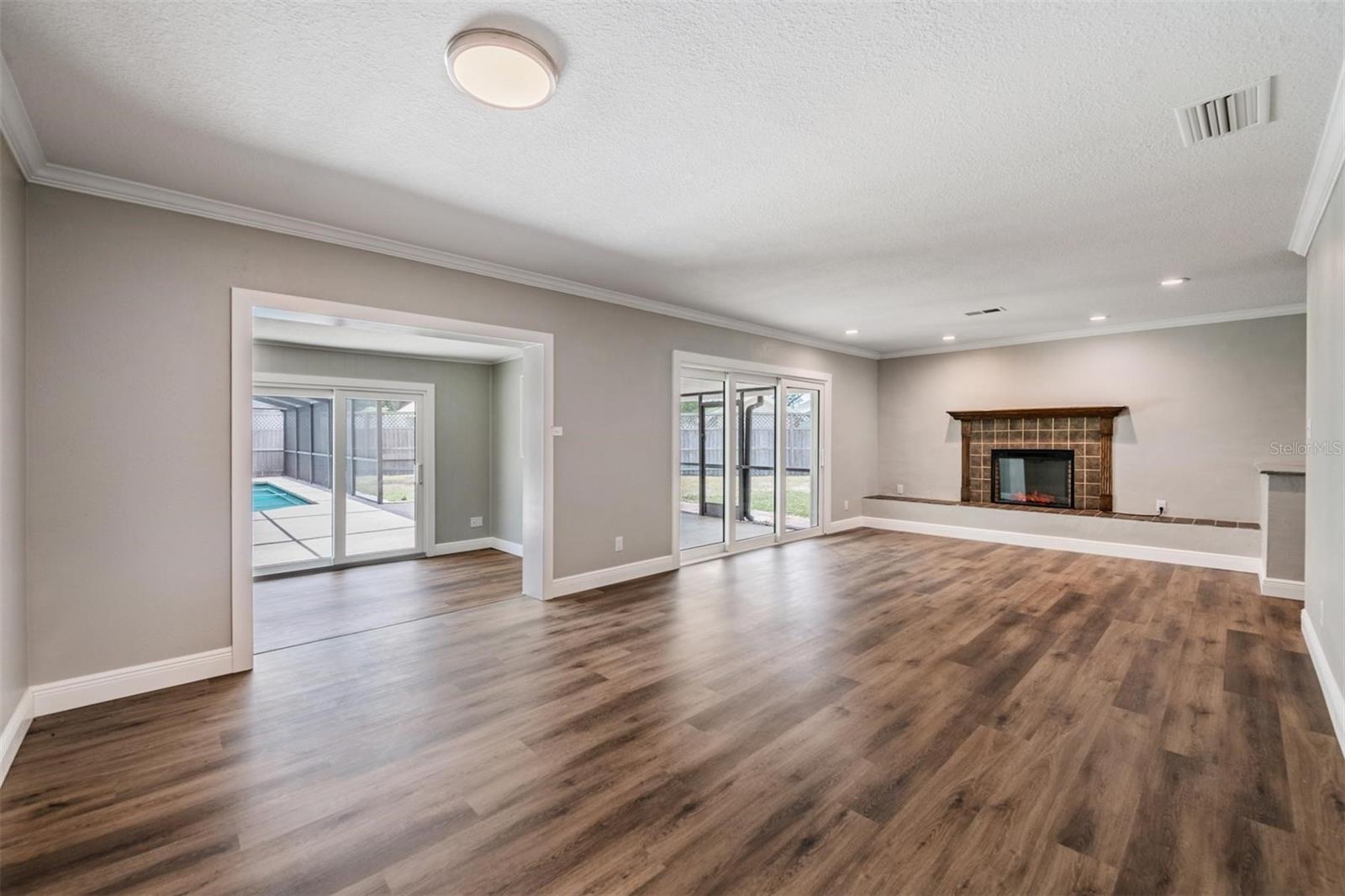 712 CAMELLIA CT, SEFFNER, FL, 33584