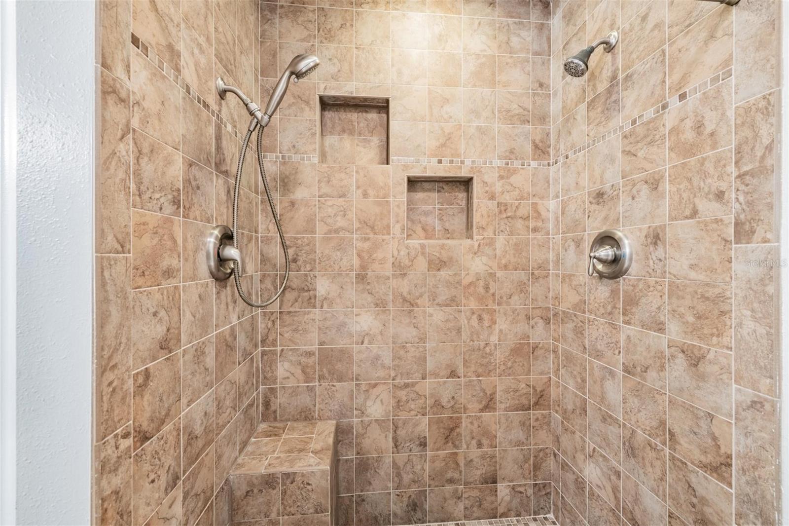 712 CAMELLIA CT, SEFFNER, FL, 33584