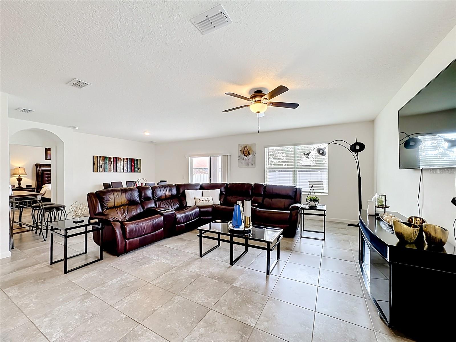 1190 SW BROADVIEW ST, PORT ST LUCIE, FL, 34983
