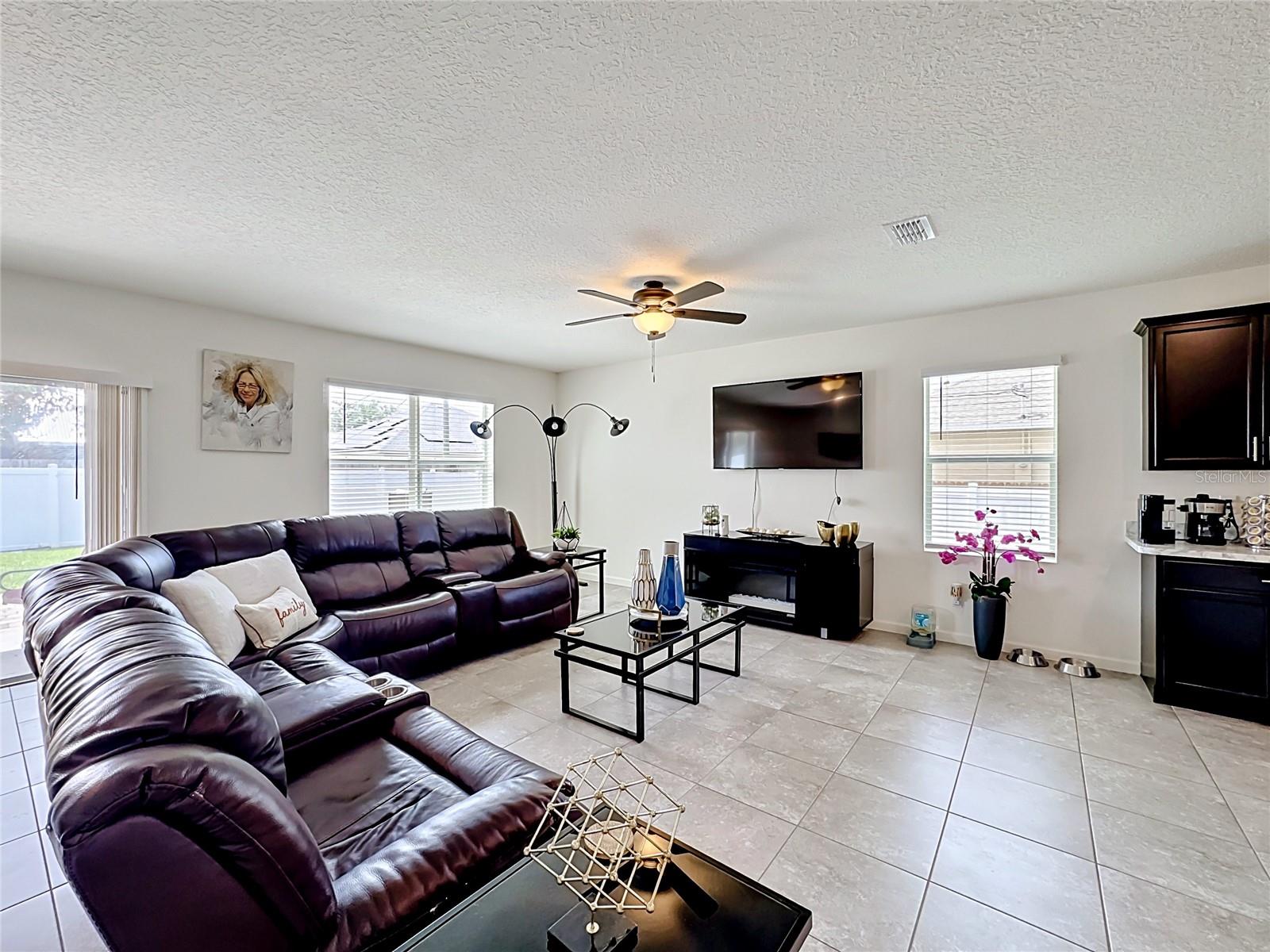 1190 SW BROADVIEW ST, PORT ST LUCIE, FL, 34983