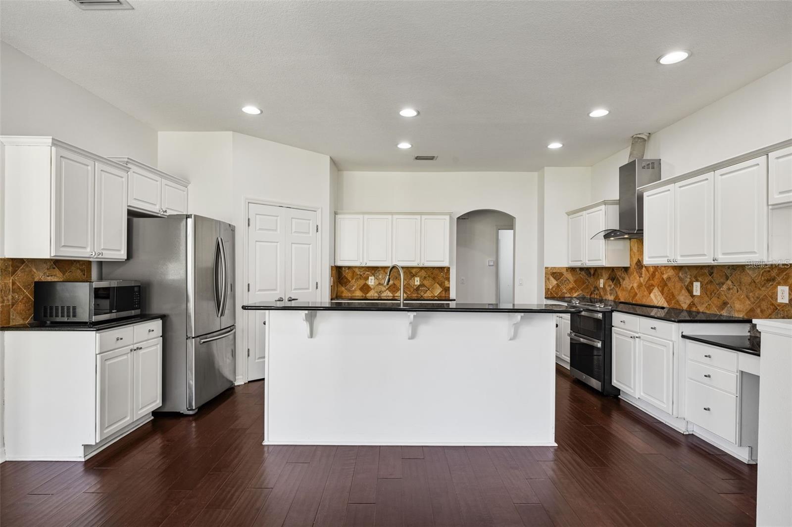 1452 KENSINGTON WOODS DR, LUTZ, FL, 33549